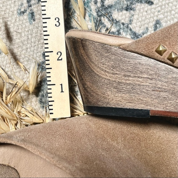 Callers Cordero Tan Suede Leather Mule Studded Wedge - Picture 4 of 10